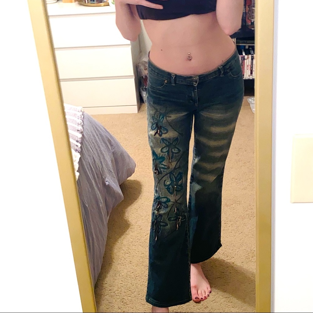 Vintage 2002 Dragonfly Flower Beaded Flare Jeans